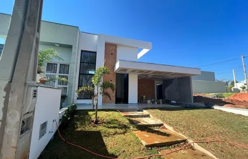 Casa em Residencial Verana Parque Alvorada, Marília