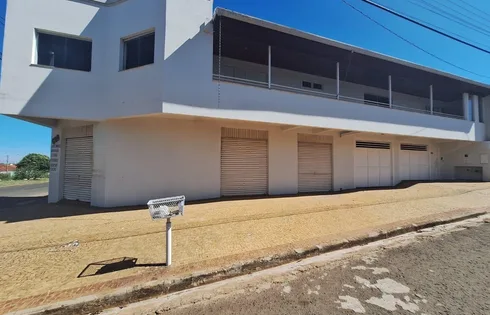 Casa 3 Quartos com 1 Suíte e 350m² - Jardim Esplanada