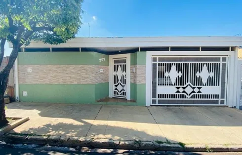 Casa em Jardim Sasazaki, Marília