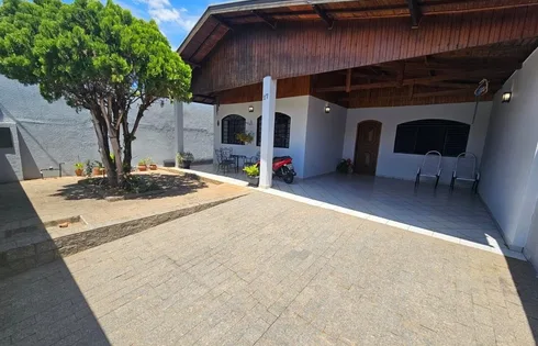 Casa em Jardim Alvorada, Marília
