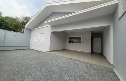 Casa em Alto Cafezal, Marília