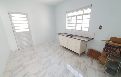 Casa em César de Almeida, Marília