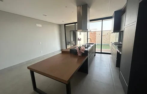 Casa em Esmeralda Residence II, Marília