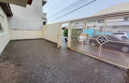 Casa em Banzato, Marília