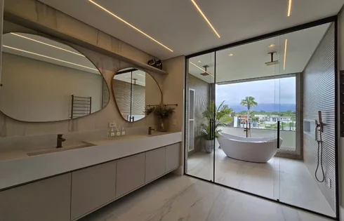 Casa em Riviera de São Lourenço, Bertioga