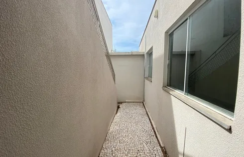 Loja terrea em Alto Cafezal, Marília