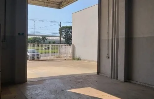 Loja terrea em Jardim Santa Antonieta, Marília