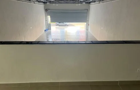 Loja terrea em Distrito Industrial, Marília
