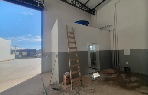 Loja terrea em Jardim Nazareth, Marília