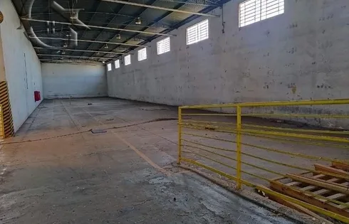 Loja terrea em Distrito Industrial, Marília