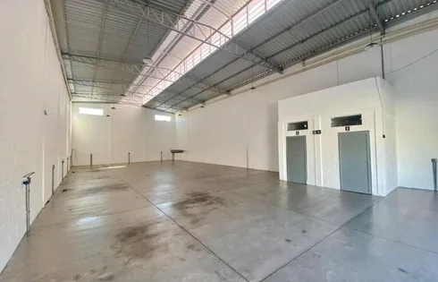 Loja terrea em Alto Cafezal, Marília
