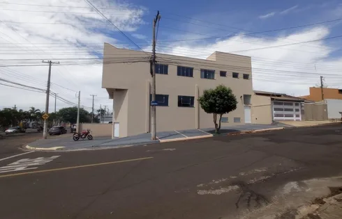 Loja terrea em Jardim Altos do Palmital, Marília