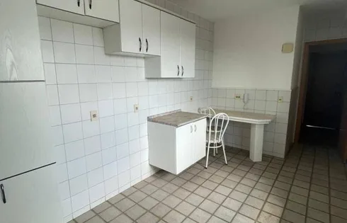 Apartamento em Centro, Marília
