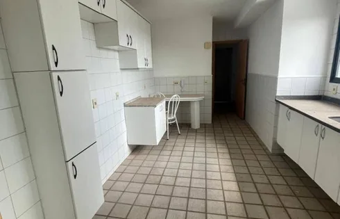 Apartamento em Centro, Marília