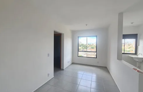 Apartamento em Jardim Cristo Rei, Marília