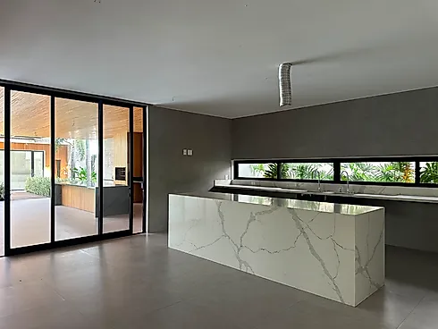 Triplex Luxuoso - Condomínio Malibu - Foto 8