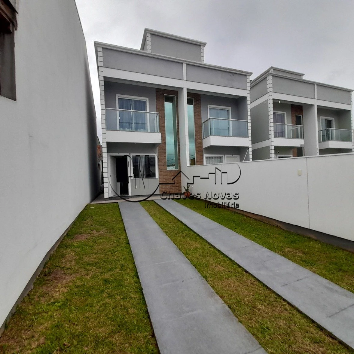 Sobrado geminado em Bela Vista Jardins, Palhoça