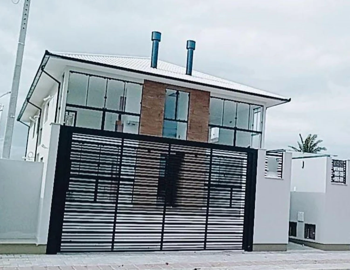 Apartamento em Praia da Pinheira, Palhoça