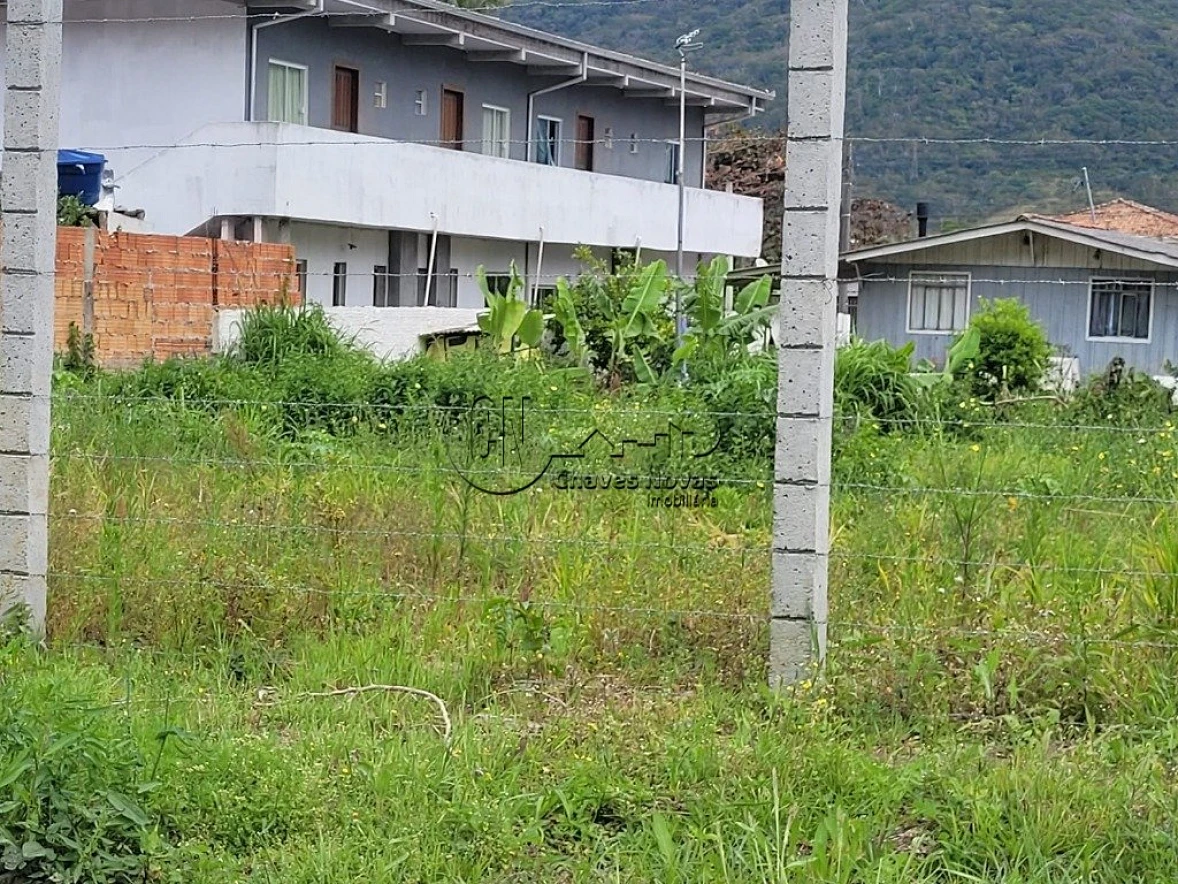 Terreno em Praia de Fora, Palhoça