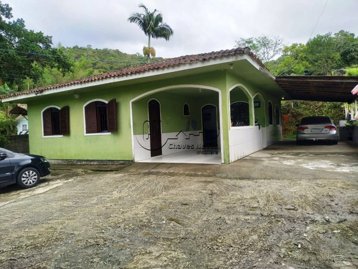 Sitio em Alto Aririú, Palhoça