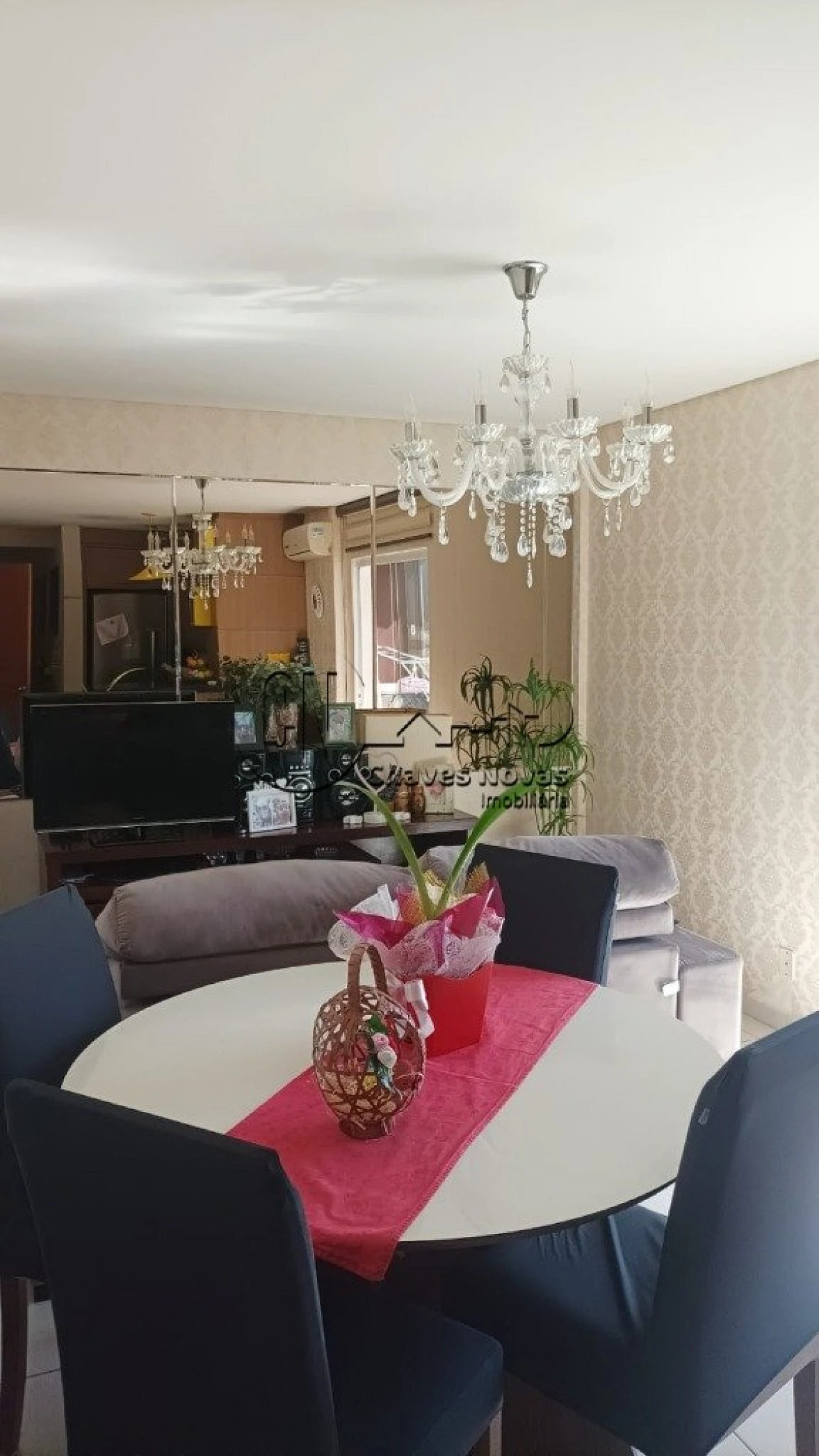 Apartamento a Venda com 03 Quartos no Bairro Nova Palhoça