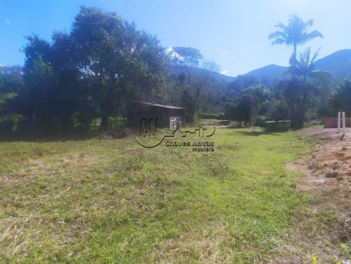 Terreno a Venda para Sítio na Enseada de Brito em Palhoça