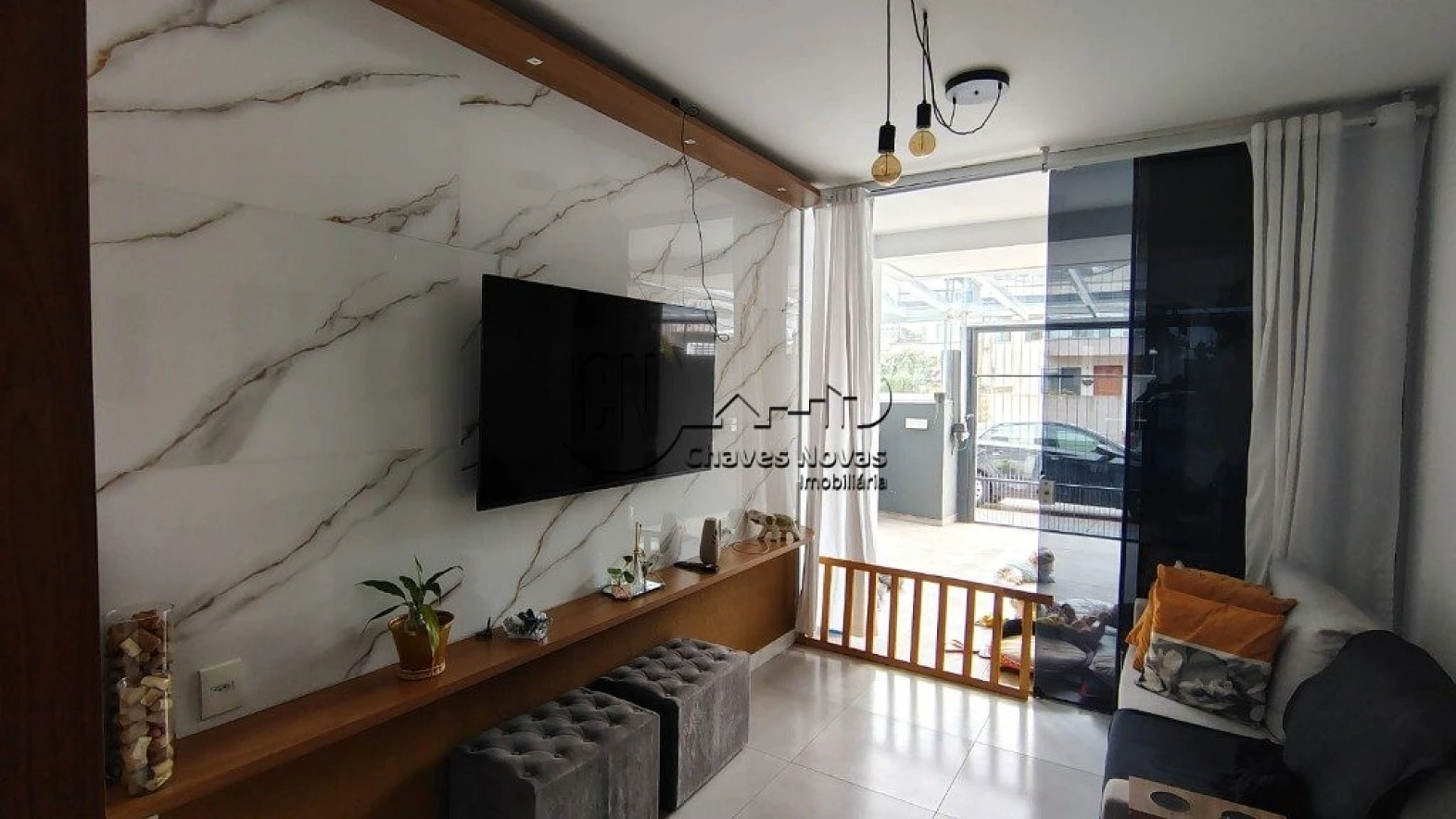 Sobrado a Venda com 02 Quartos Mobiliado no Nova Palhoça