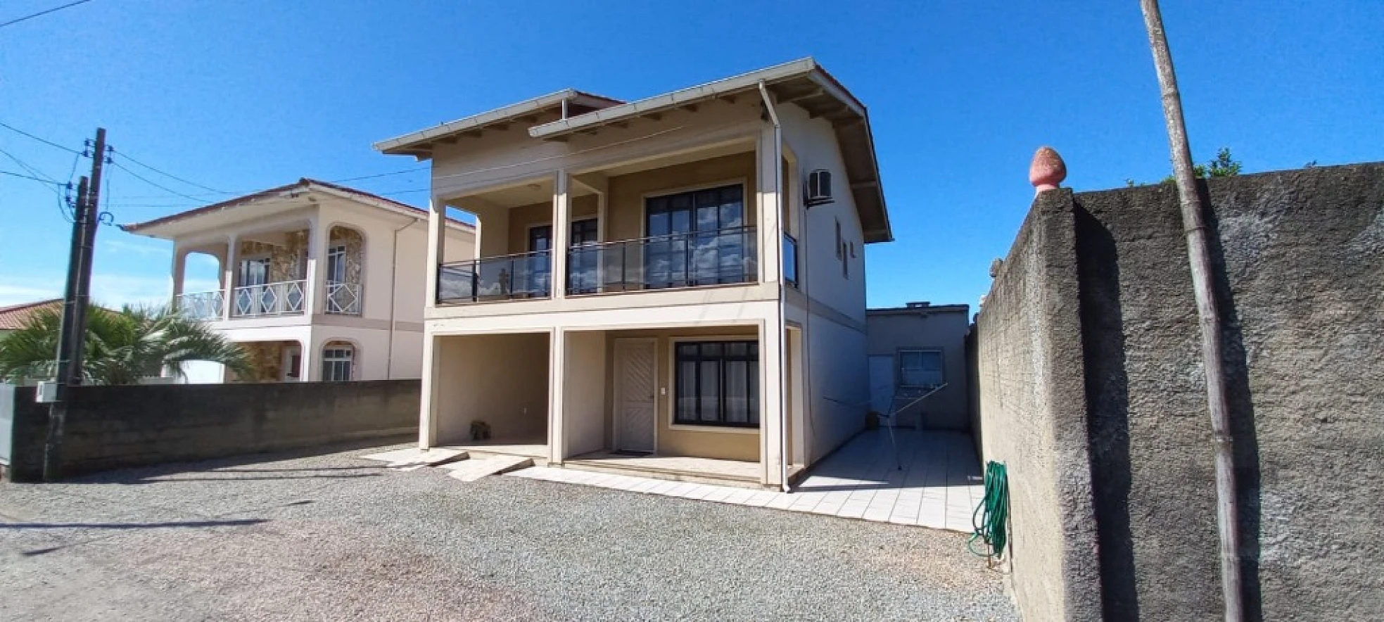 Casa a Venda com 03 Quartos na Guarda do Cubatão em Palhoça