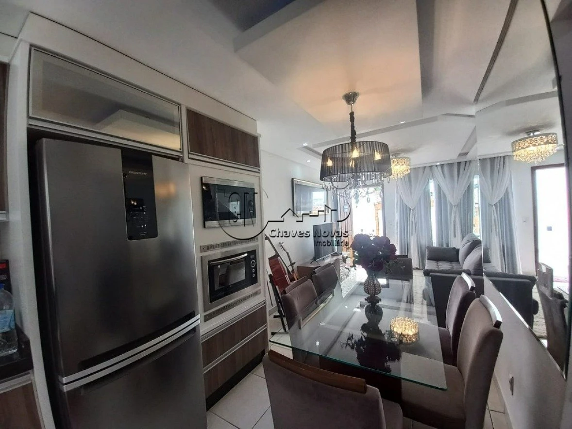 Sobrado geminado em Bela Vista Jardins, Palhoça