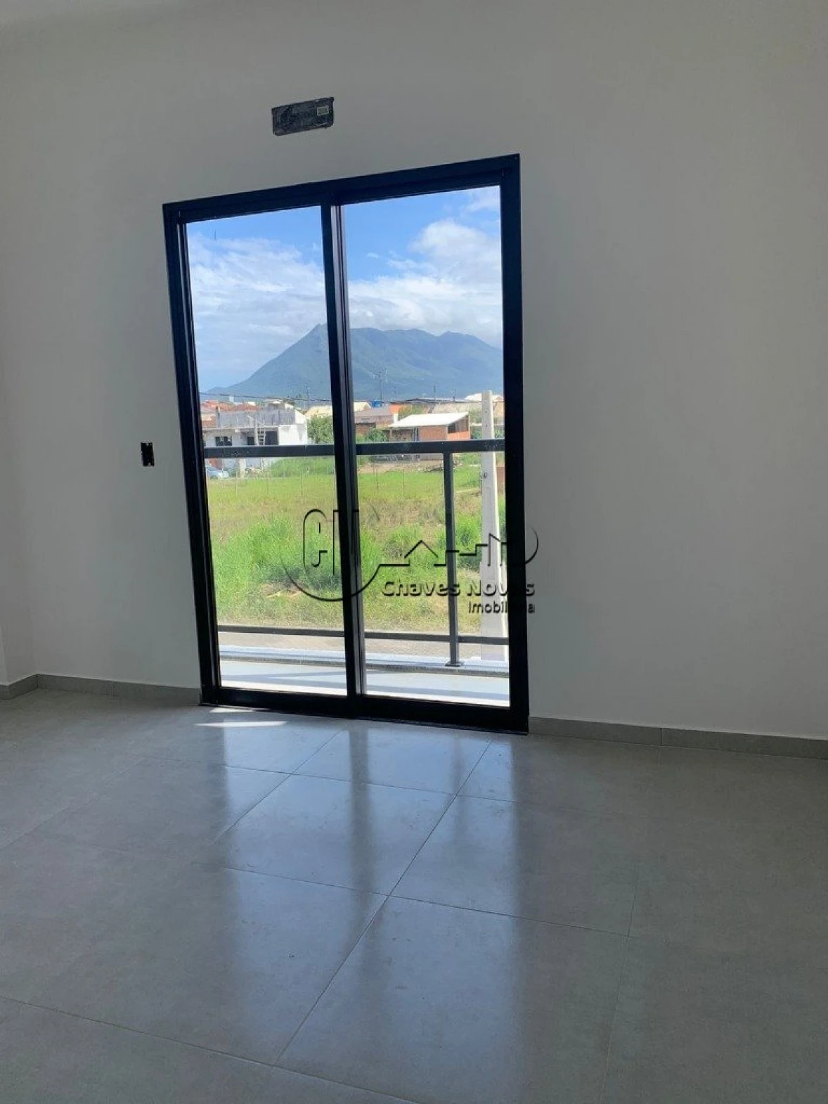 Sobrado geminado em Loteamento Bela Vista, Palhoça