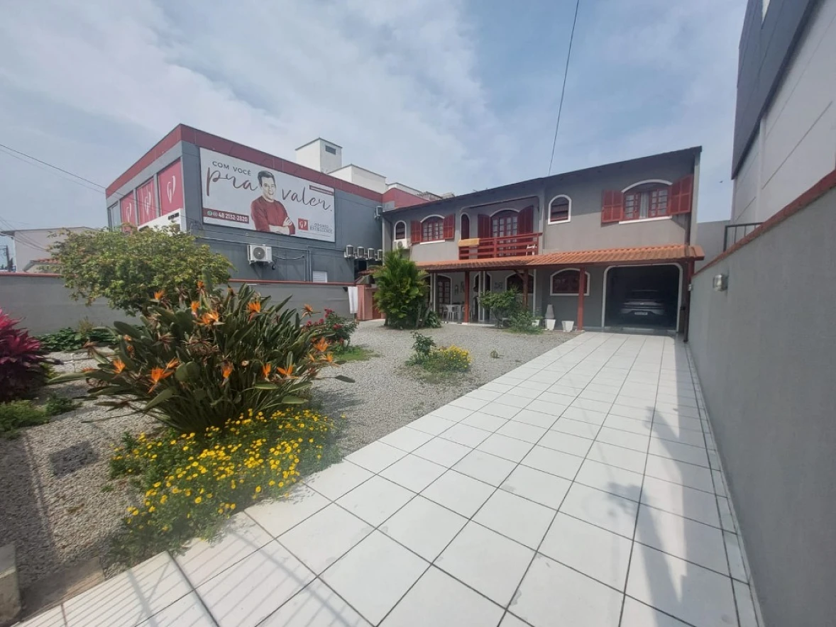 Casa em Ponte do Imaruim, Palhoça