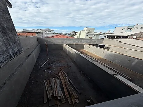 Sobrado geminado em Ponte do Imaruim, Palhoça