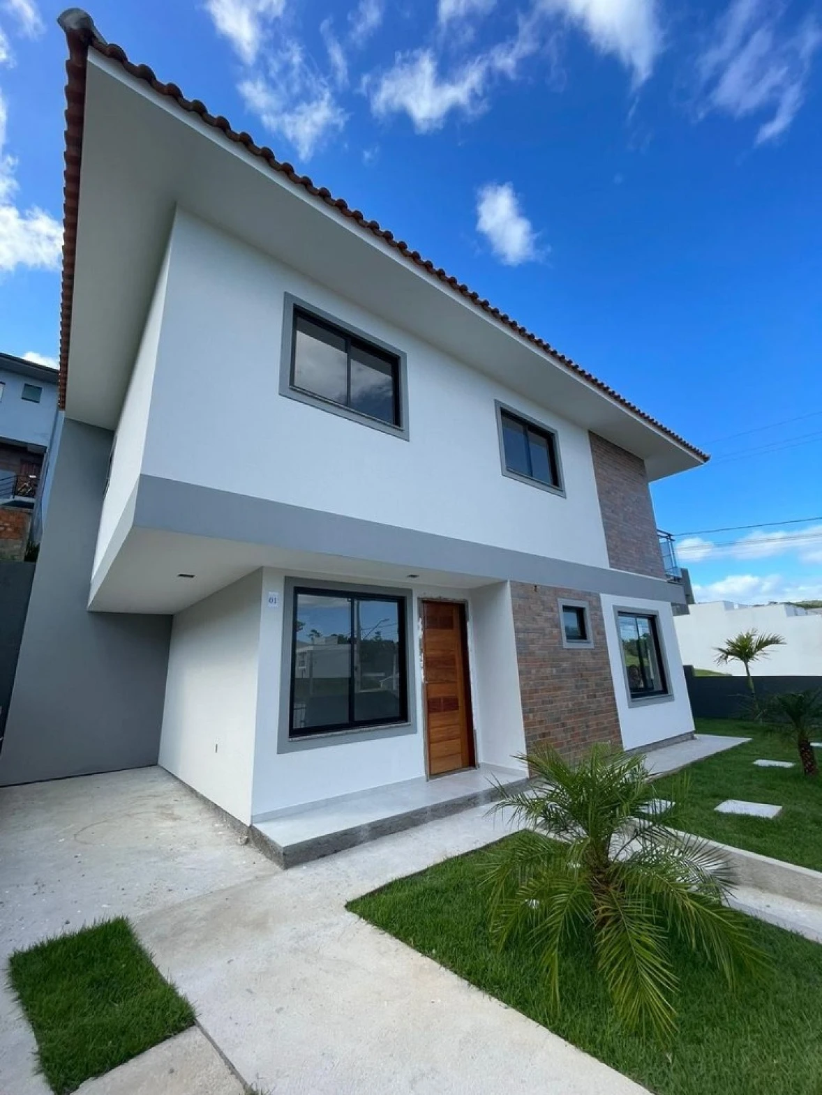 Sobrado geminado em Potecas, São José