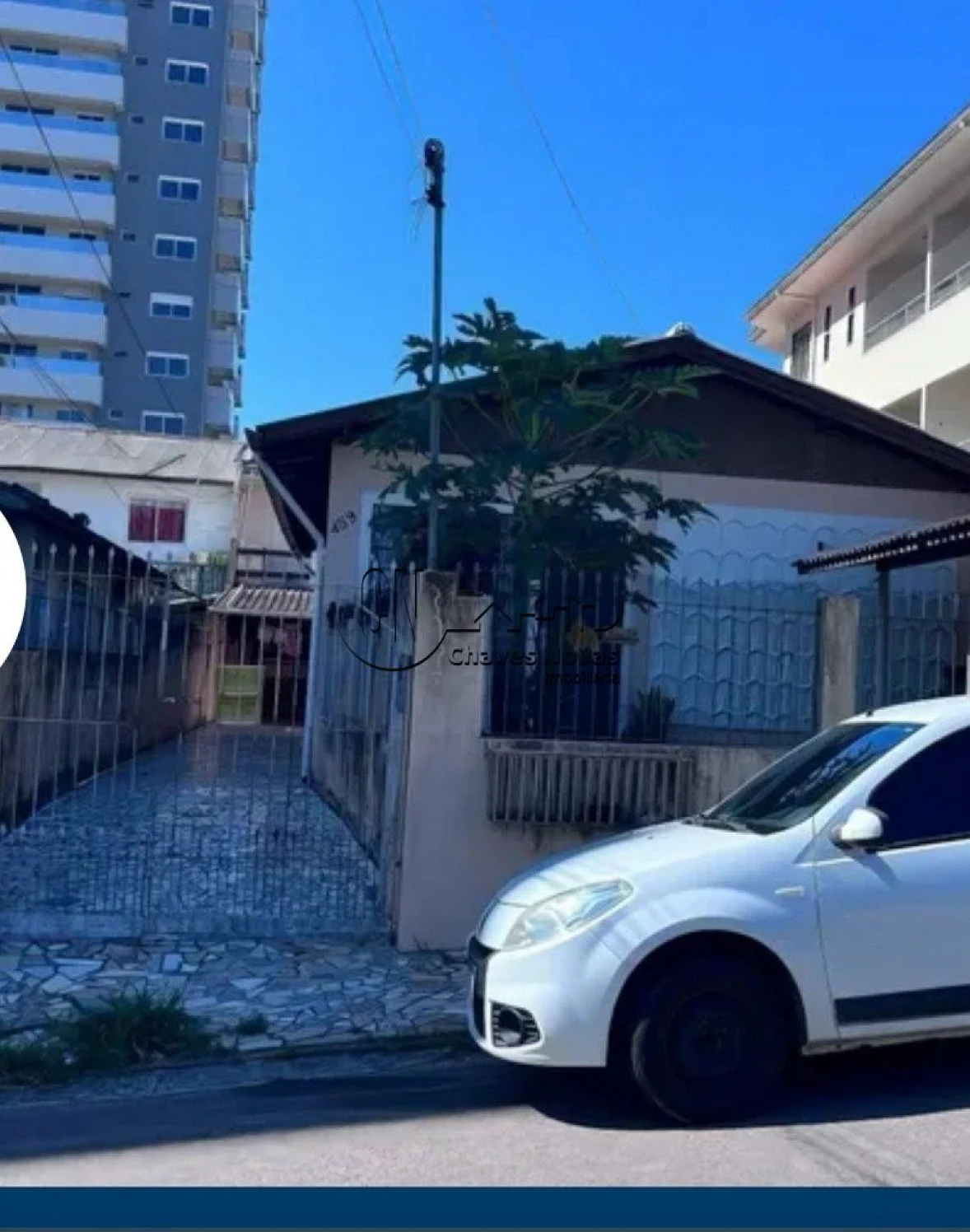 Terreno com 03 Casas a Venda em Barreiros São José