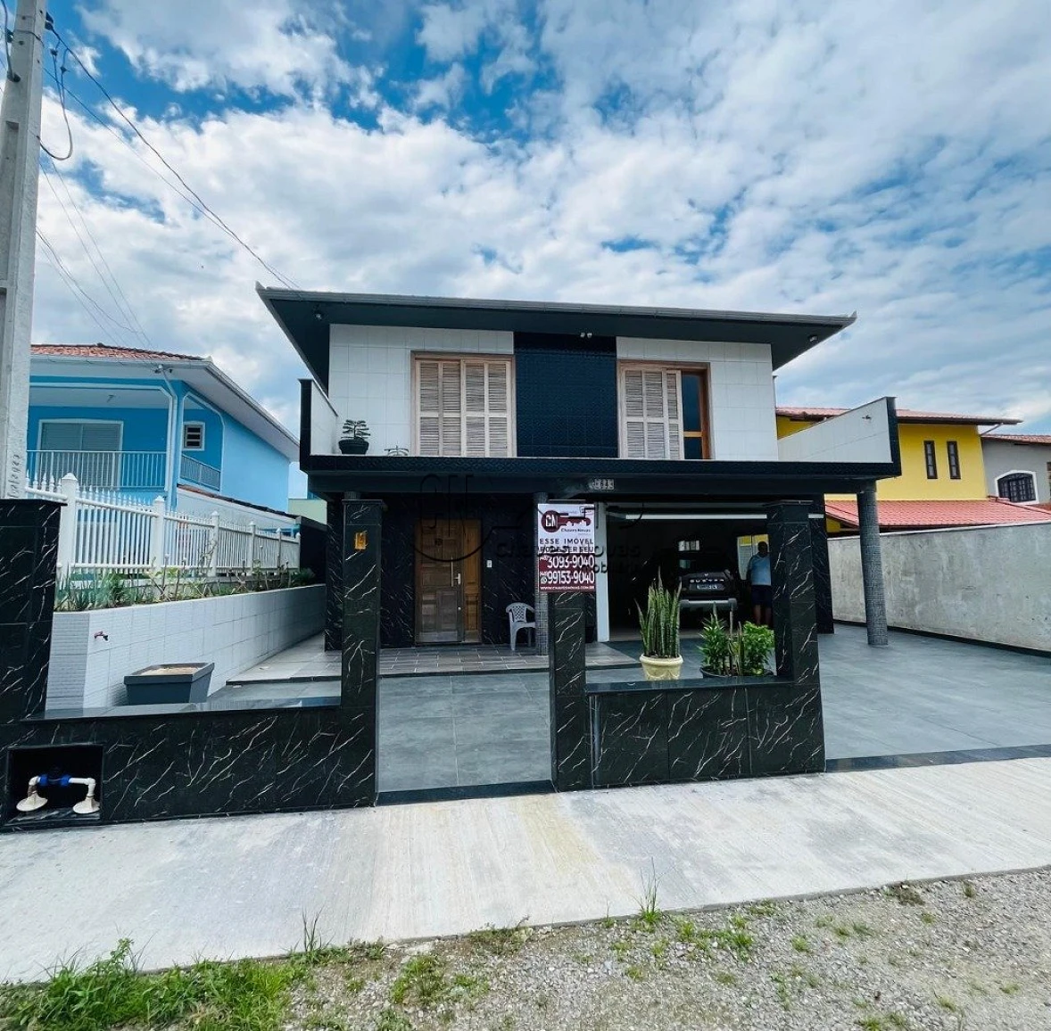 Casa a Venda com 03 Quartos na Praia de Fora em Palhoça