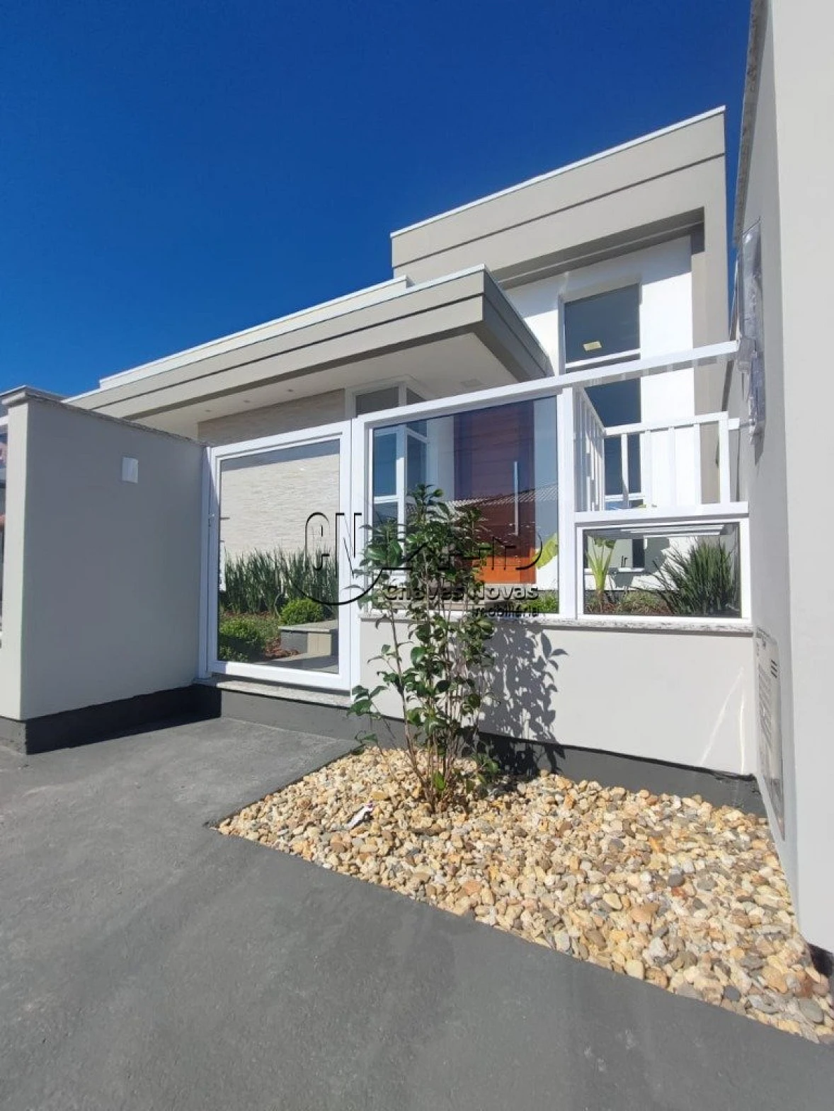 Casa a Venda com 3 Quartos sendo uma Suíte no Vale Verde em Palhoça