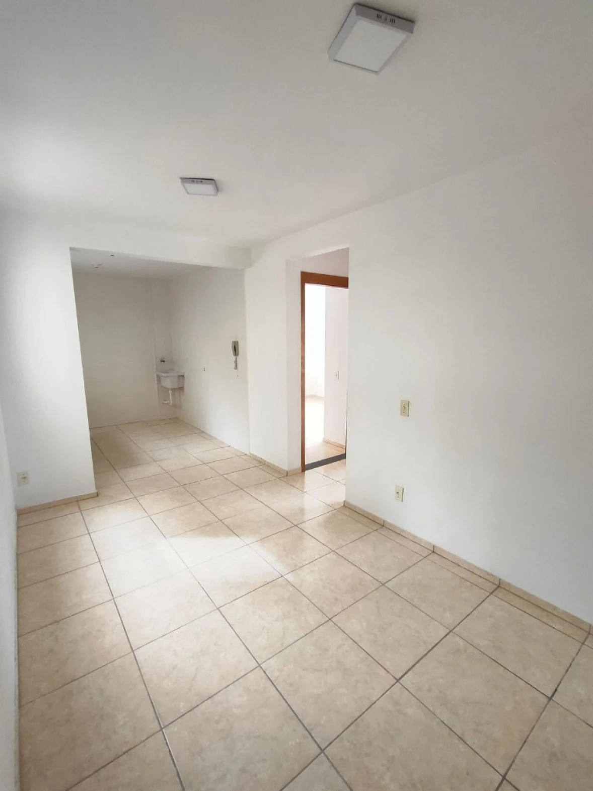 Apartamento a Venda com 02 Quartos no Bairro Aririu em Palhoça