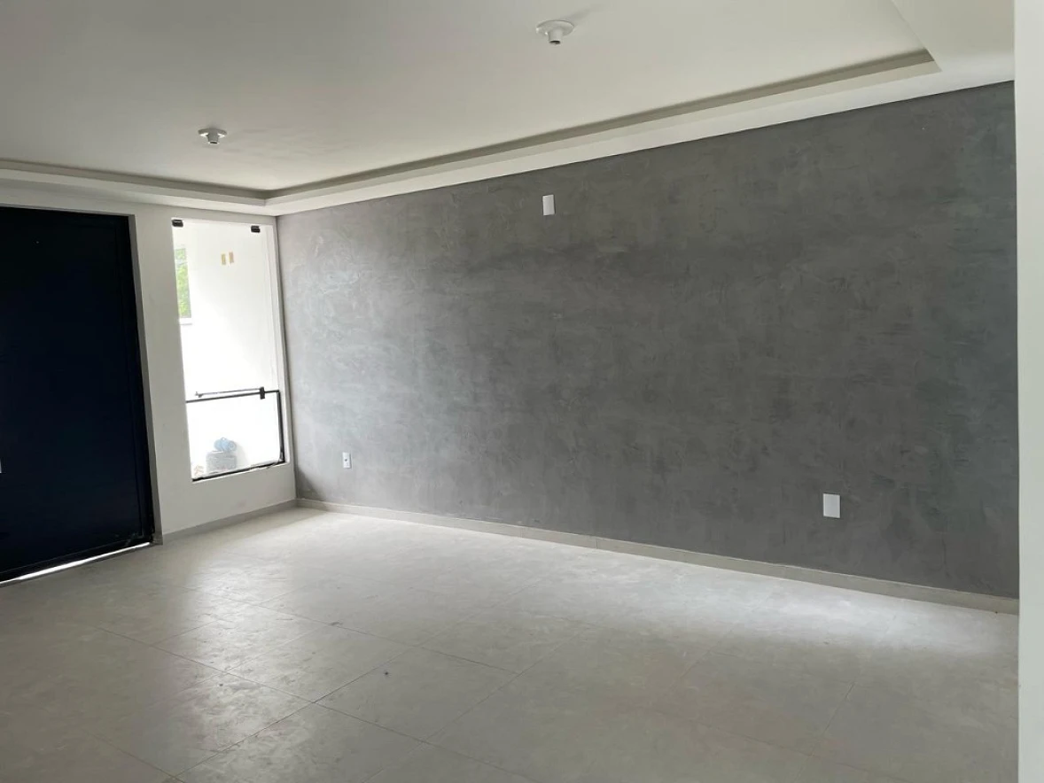 Sobrado geminado em Forquilhas, São José