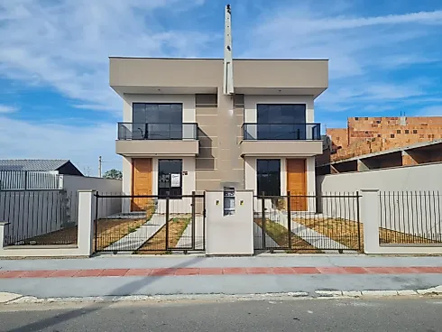 Sobrado geminado em Nova Palhoça, Palhoça