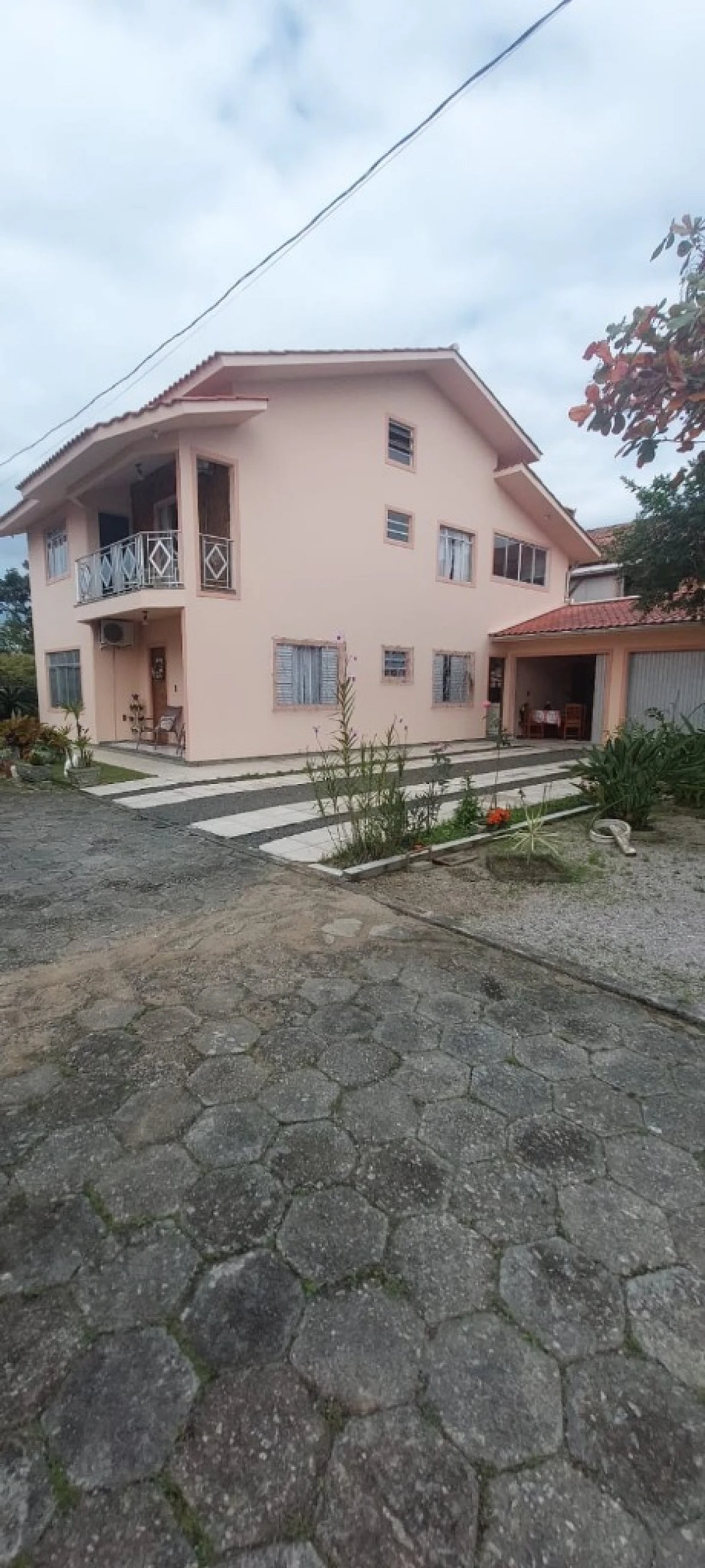 Casa a Venda com 4 Quartos no Bairro Rio Grande em Palhoça