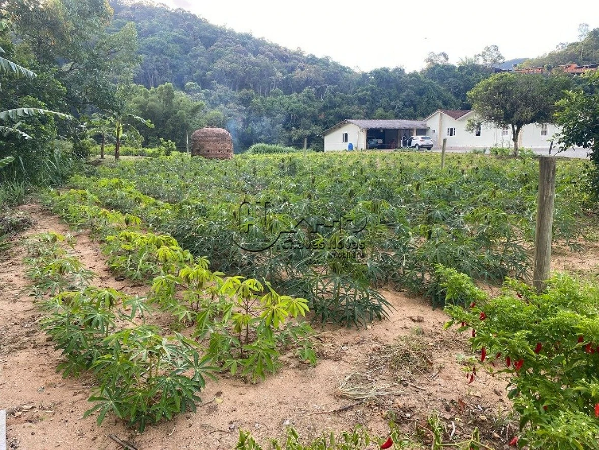Sitio em Vargem Grande, Santo Amaro da Imperatriz
