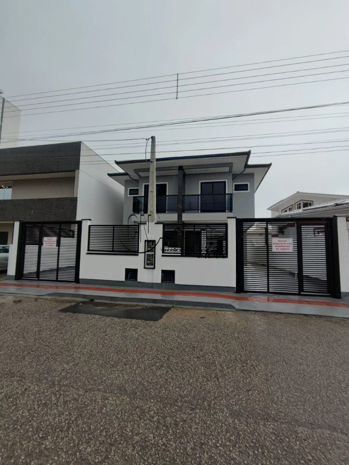 Sobrado geminado em Pagani, Palhoça