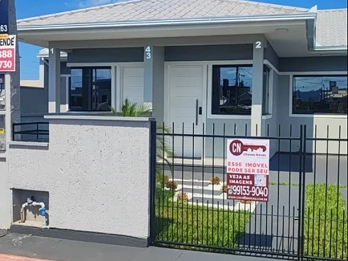 Casa a Venda com 02 Quartos no Loteamento Vila Toscana em Palhoça