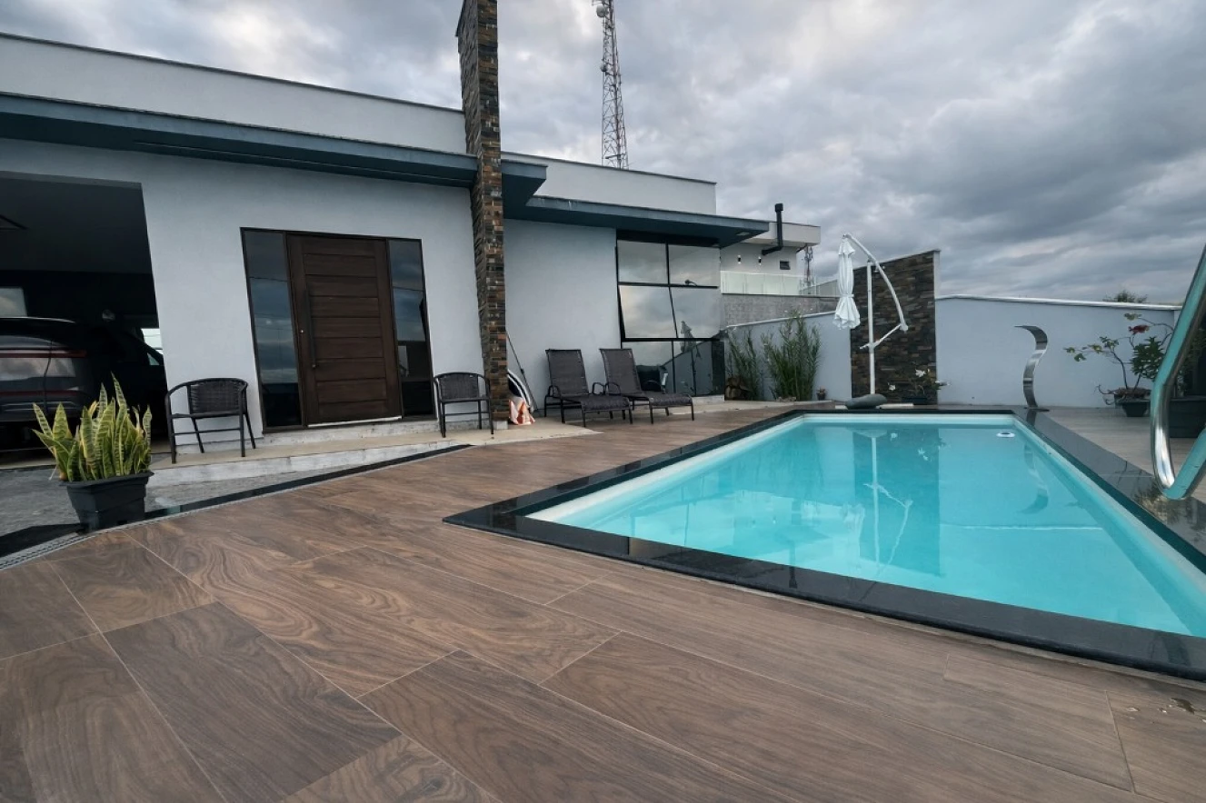 Casa em Areias do Meio, Governador Celso Ramos