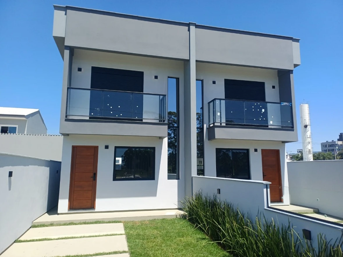 Sobrado geminado em Nova Palhoça, Palhoça