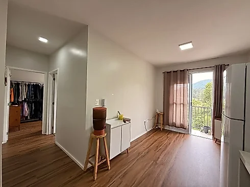 Apartamento em Praia de Fora, Palhoça