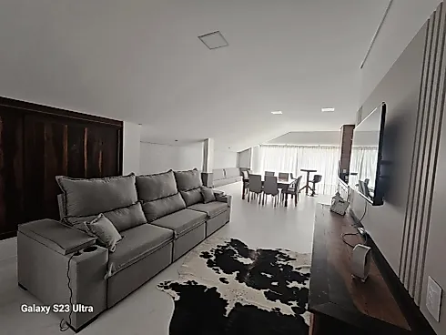 Apartamento em Praia da Pinheira, Palhoça