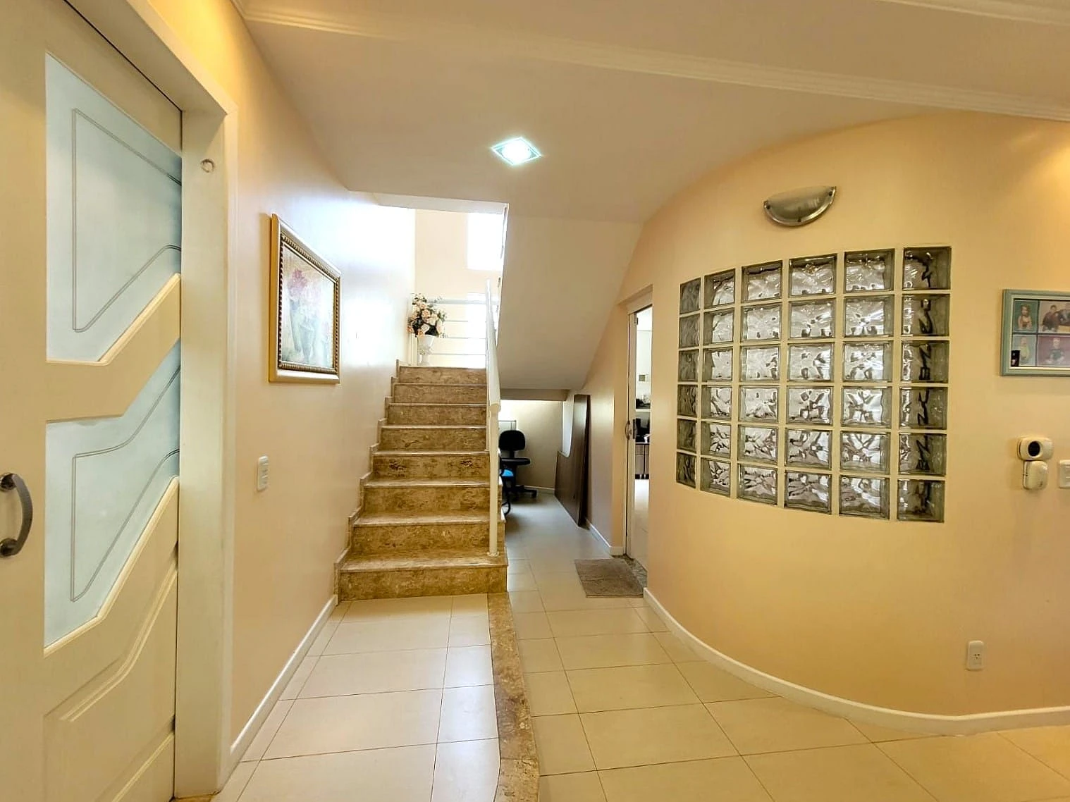 Casa 3 Quartos com 1 Suíte e 239m² - Pedra Branca - Casa em Pedra Branca, Palhoça - Foto 2