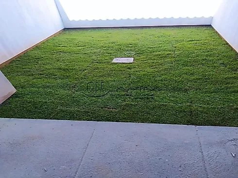 Sobrado geminado em Forquilhas, São José