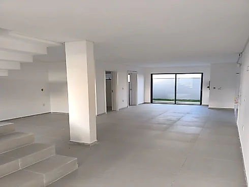 Sobrado geminado em Nova Palhoça, Palhoça
